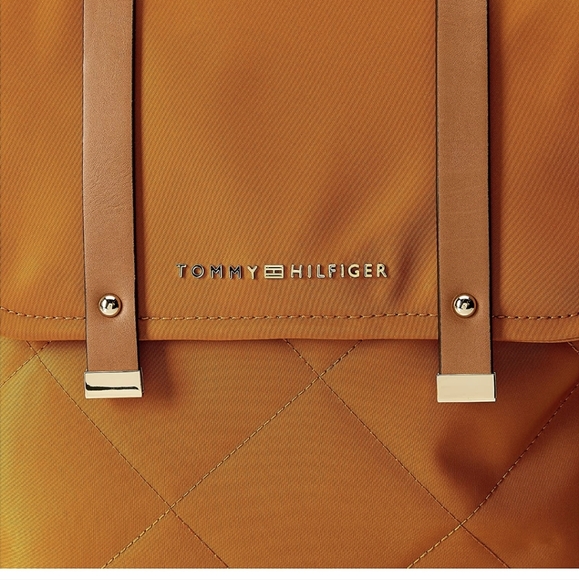 Tommy hilfiger backpack 🎒 - Picture 3 of 12